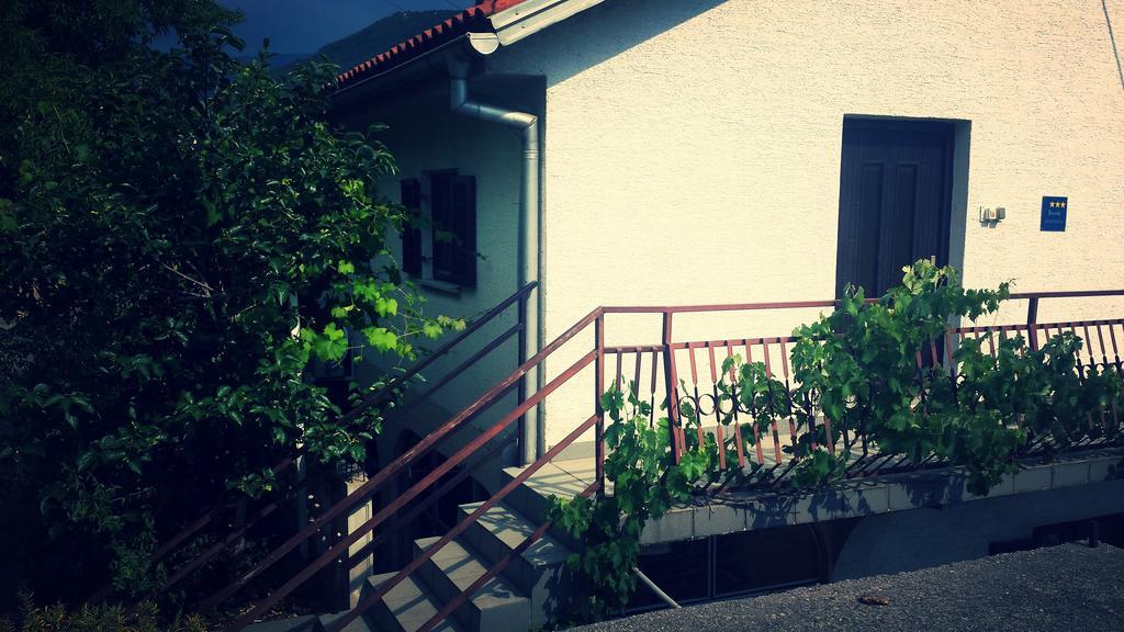 Apartmani Cempres Senj Senj  Værelse billede