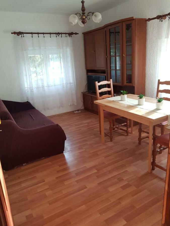 Apartmani Cempres Senj Senj  Eksteriør billede